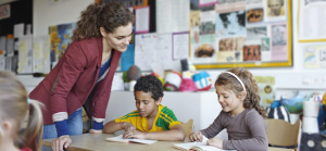 Clique para ler matéria atualizados-com-a-BNCC