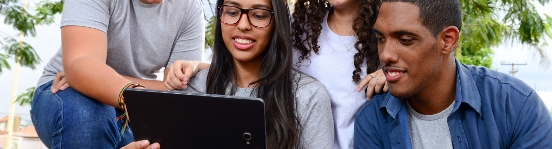 Curso Escola Digital: tecnologias e currículo