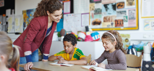 Clique para ler matéria dia-da-literatura-trilhas