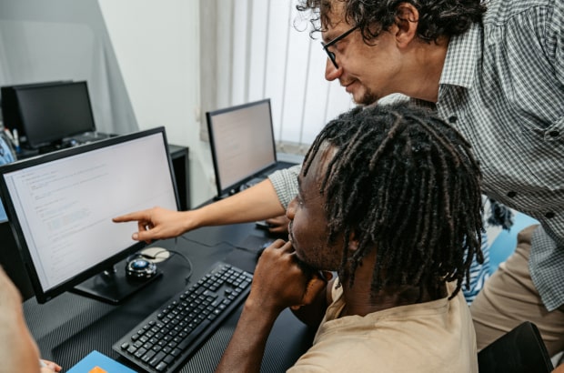 Visite a página do curso Elementar, meu caro! Dados: um universo em expansão